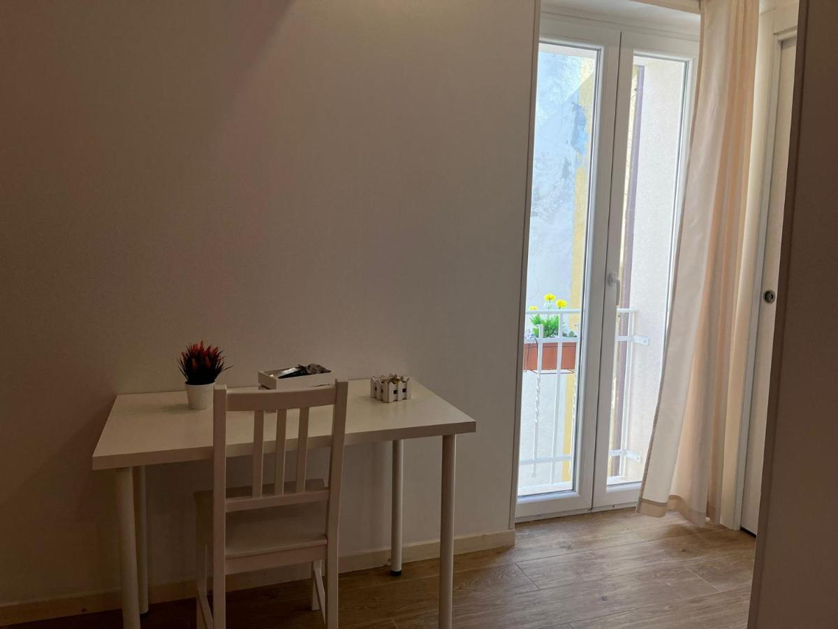 Aura B&B Bari Exteriör bild
