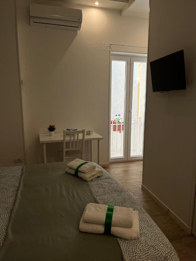 Aura B&B Bari Exteriör bild