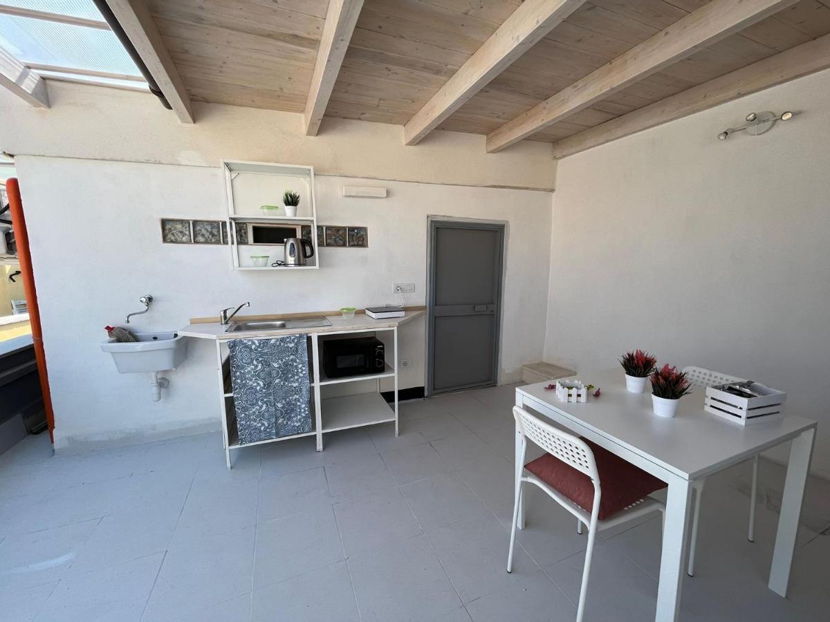Aura B&B Bari Exteriör bild